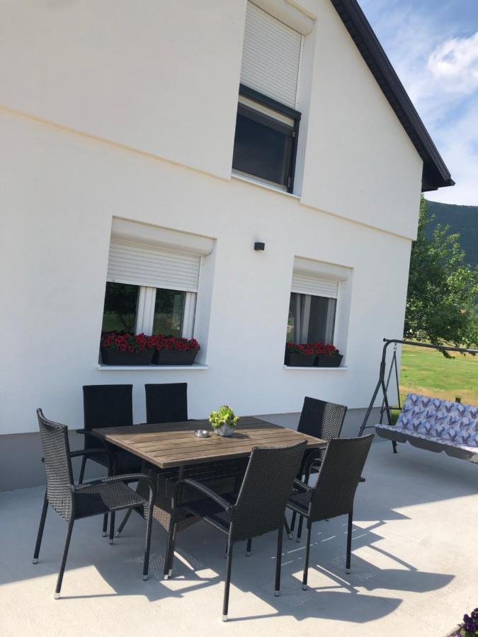Vikendica Bruse Villa Jaklici Dış mekan fotoğraf