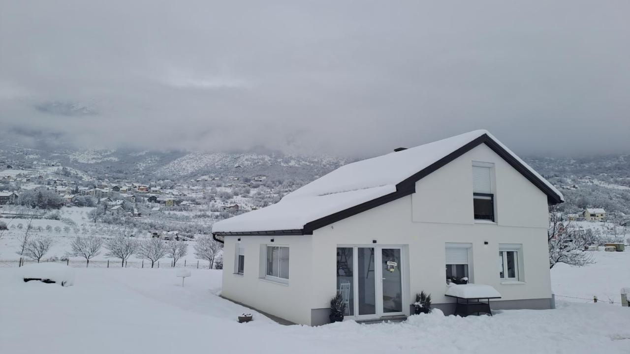 Vikendica Bruse Villa Jaklici Dış mekan fotoğraf